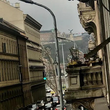 Ja 12 * Budapešť